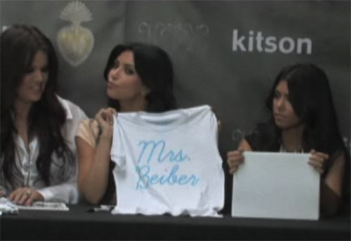 Kim Kardashian and her Mrs. Beiber t-shirt